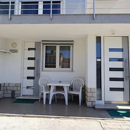 Appartement Karmen
