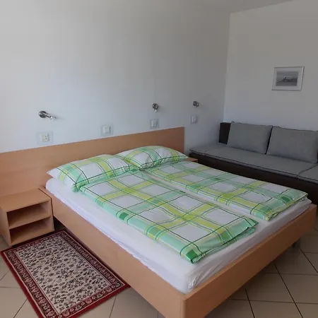 Karmen * בפורטורוז